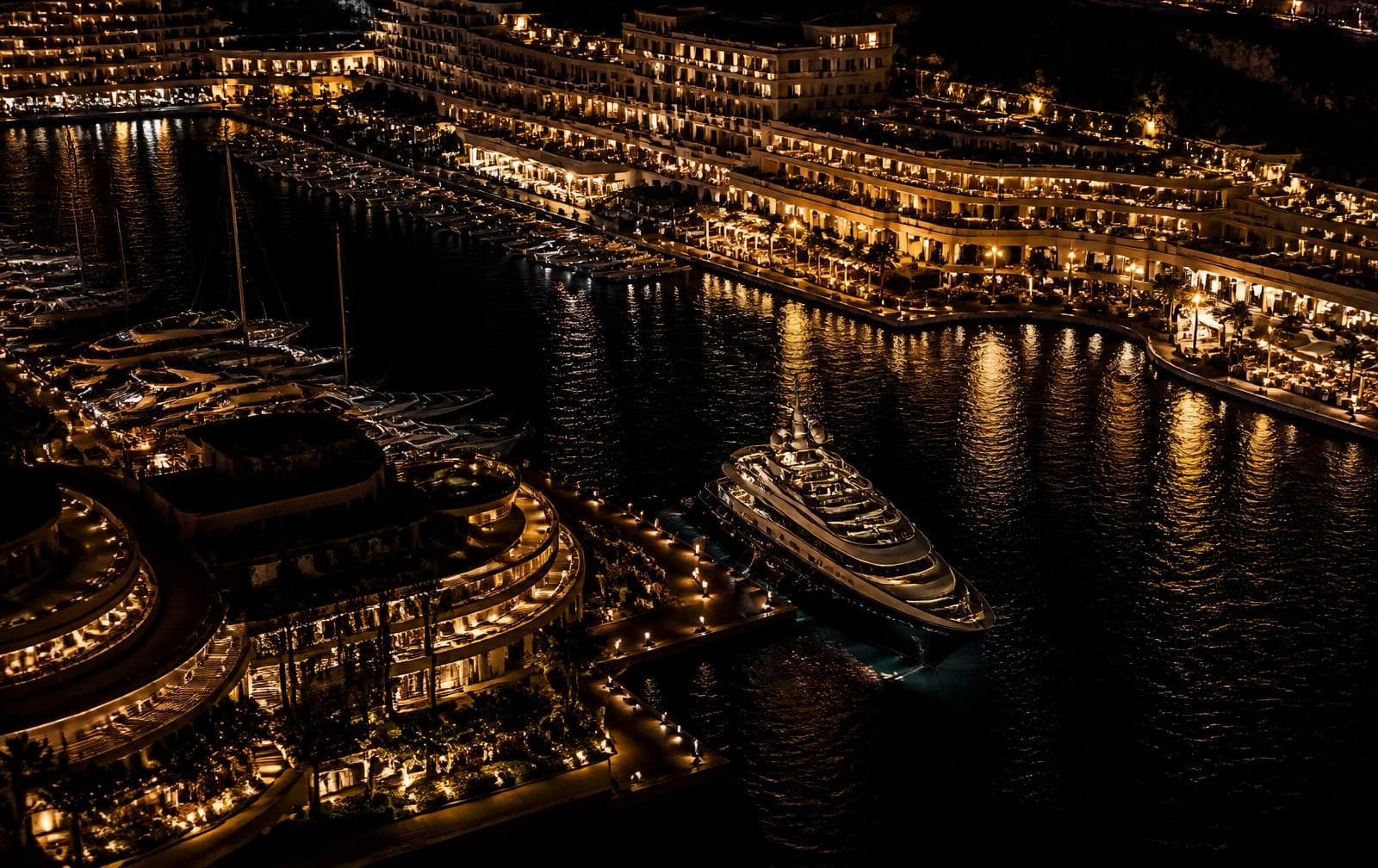 Cinematic film of the waterfront destination